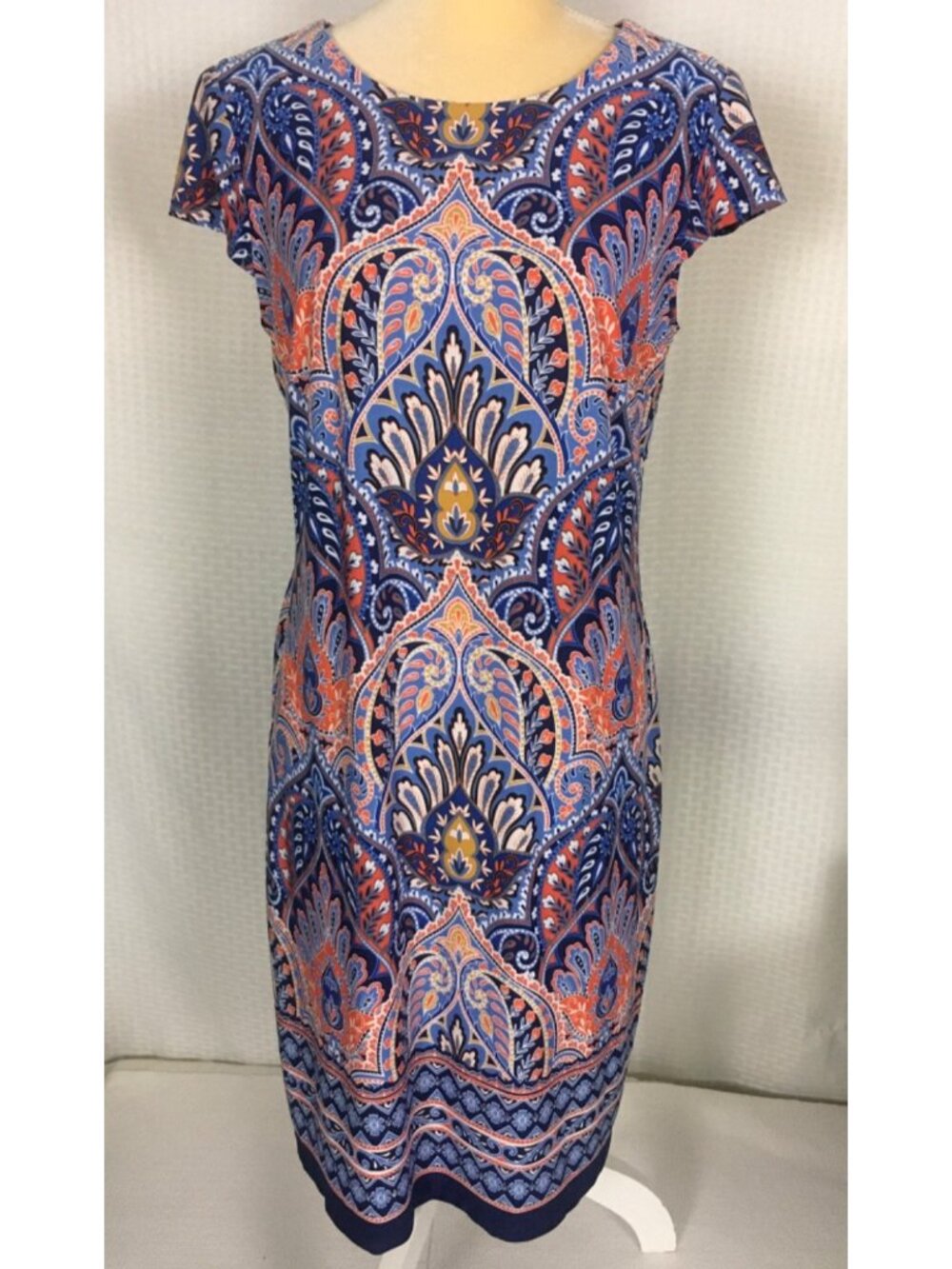Liz Claiborne Dress Size 10 Pink Purple Blue Large Paisley Print Short Sleeves